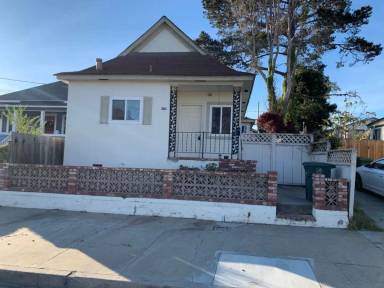 Main picture of 261 Anita St