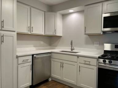 Main picture of 84 W Belvidere Rd