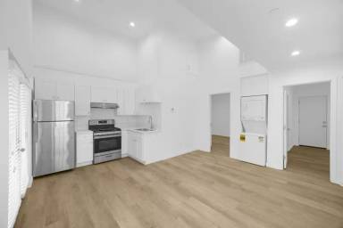 Main picture of 308 N Catalina Ave