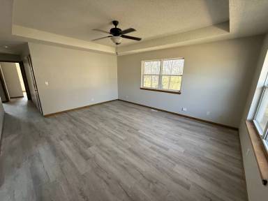 Main picture of 1300 Vest Dr