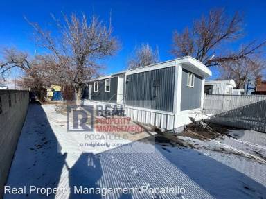 Main picture of 1618 N Main St