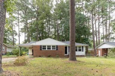Main picture of Dogwood