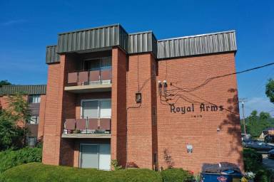 Main picture of 1415 Mount Royal Blvd