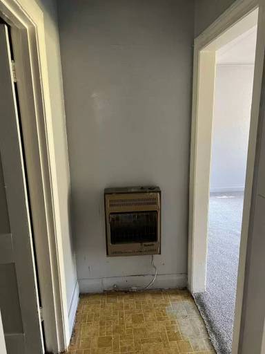Main picture of 2721 Lindholm St