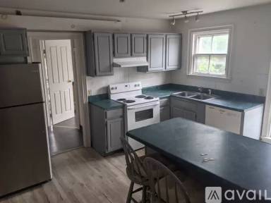 Main picture of 110 N Union St