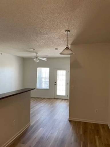 Main picture of 600 N Oats St