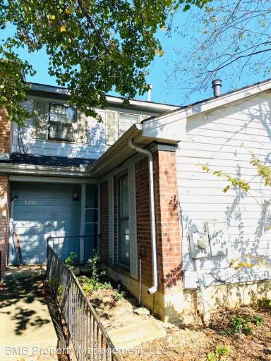 Main picture of 5896 Worchester Dr