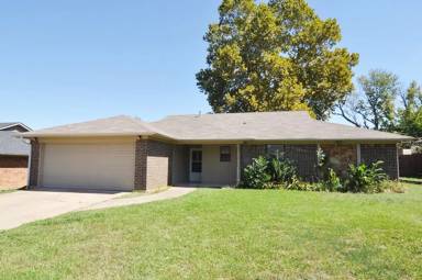 Main picture of 7608 Hunt Dr