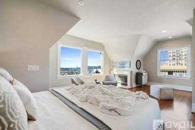 Main picture of 1135 Green St