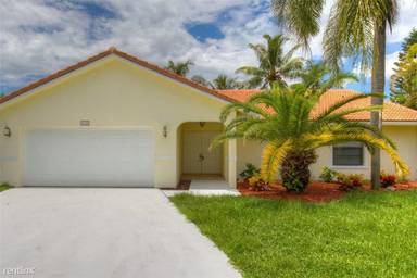Main picture of 21115 Water Oak Ter