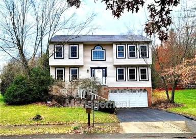 Main picture of 111 Hazelwood Dr