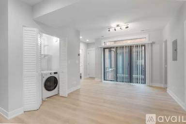 Main picture of 1548 W Juneway Ter