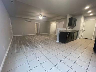 Main picture of 7100 SW Greenview Dr