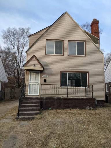 Main picture of 16583 Archdale St