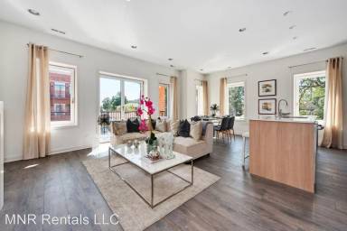 Main picture of 8538 Grand Ave