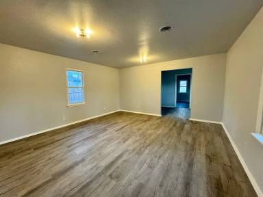 Main picture of 3453 N Delaware Ave