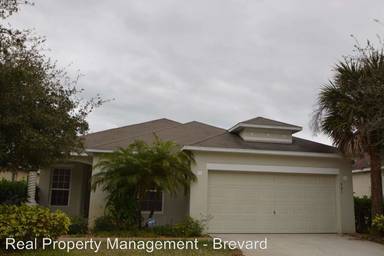 Main picture of 901 Benton Dr