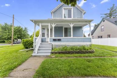 Main picture of 2474 4th St