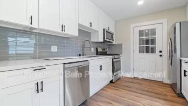 Main picture of 1849 E 16th St