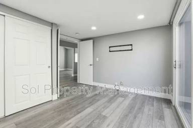 Main picture of 15120 Venetian Way