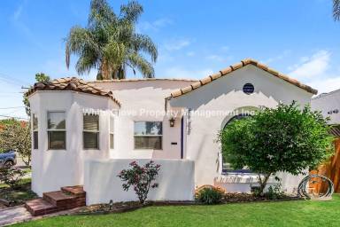 Main picture of 6798 Lewis Ave