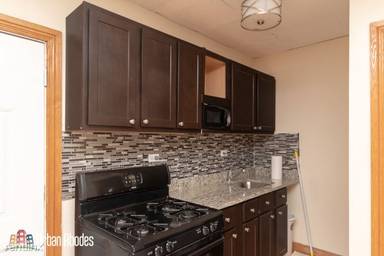 Main picture of 4920 W Irving Park Rd