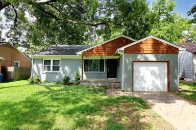 Main picture of 4620 S Rockford Ave