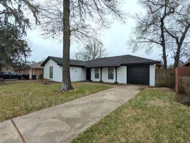 Main picture of 8410 Rinn St