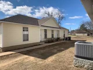 Main picture of 2407 High St