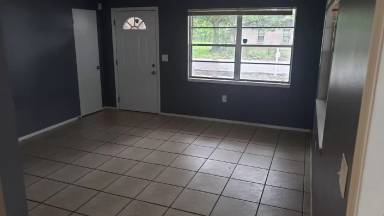 Main picture of 512 27th Ave W
