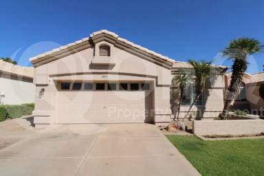 Main picture of 2079 E Huron Ct