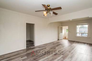Main picture of 3611 E Howe St