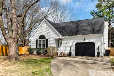 Main picture of 1016 Goldleaf Ct