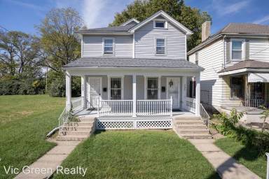 Main picture of 721 S Euclid Ave