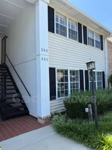 Main picture of Riverbend Condominiums