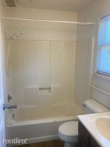 Main picture of 1208 Avon St