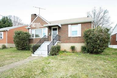 Main picture of 1402 Gates St