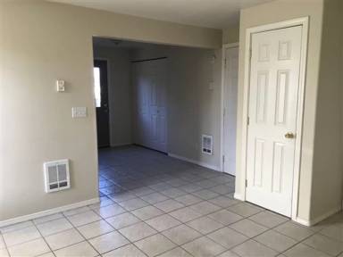 Main picture of 1716 SW Juniper Ave