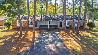Main picture of 193 Woodland Trl