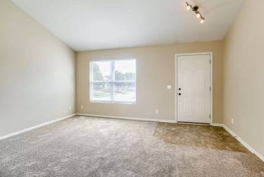 Main picture of 7826 S 161st Ter