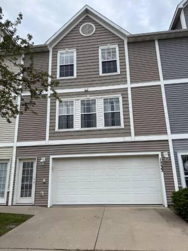 Main picture of 1733 SW 32nd Ln