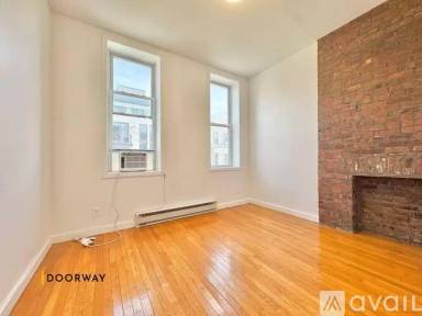 Main picture of 1399 Greene Ave