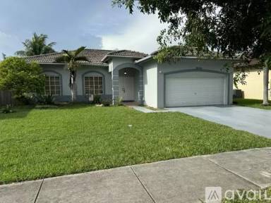 Main picture of 16064 SW 143rd Ln