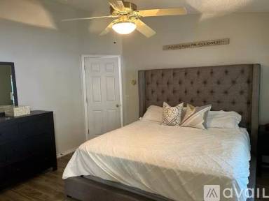 Main picture of 143 Pine Isle Dr