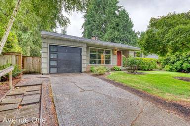 Main picture of 4239 NE 88th St