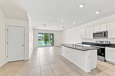 Main picture of 3144 Pleasant Willow Ct