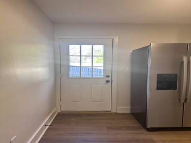 Main picture of 315 Hamilton Dr NE