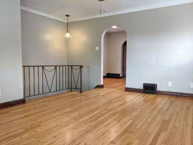 Main picture of 3815 Potomac St