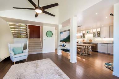 Main picture of 321 Kaelepulu Dr