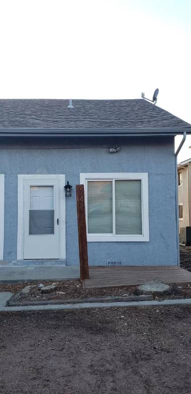 Main picture of 141 Wellington St
